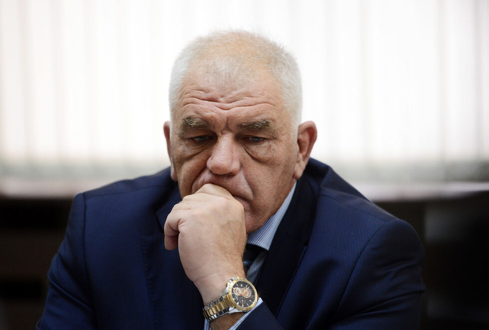 Танов неведнъж е обявявал, че има картел на пазара на горива. След отчетения двуцифрен ръст на приходите за 2015 г. , които събира Агенция "Митници", той обяви: "Това единствено показва, че в хазната влизат приходи, които години наред не са събирани". Малко преди това в друго интервю той обяви, че за първи път от двадесет и няколко години насам сега в агенция "Митници" няма отчитане на пари от пунктовете към централното ръководство и политическите партии.