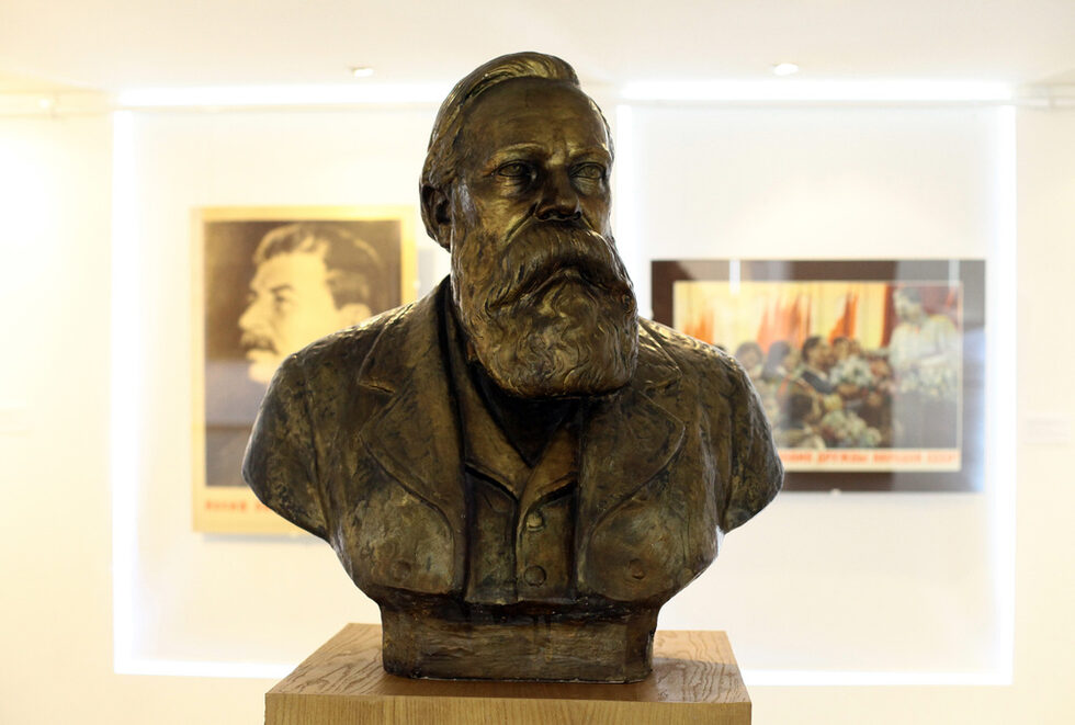 Кирил Тодоров 1902-1987<br /><br />"Фридрих Енгелс", 1947.