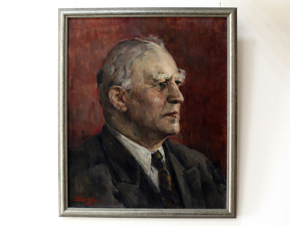 Василка Генадиева 1905-1973<br />"Васил Коларов", 1967.