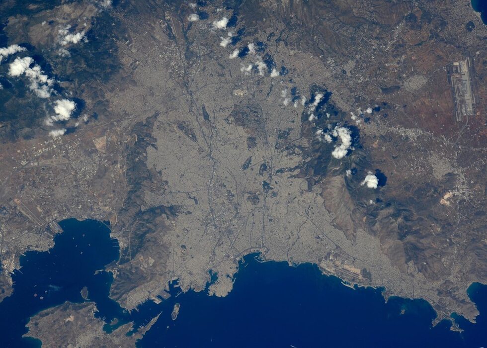 Атина гледана от Космоса.