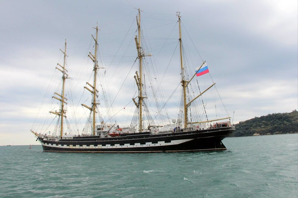 Руският ветроход "Крузенщерн"