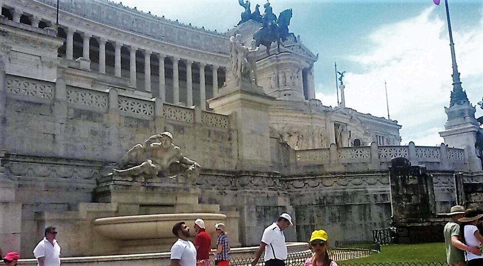 Олтарът на Родината "Altare della patria" - Паметник на обединението на Италия...