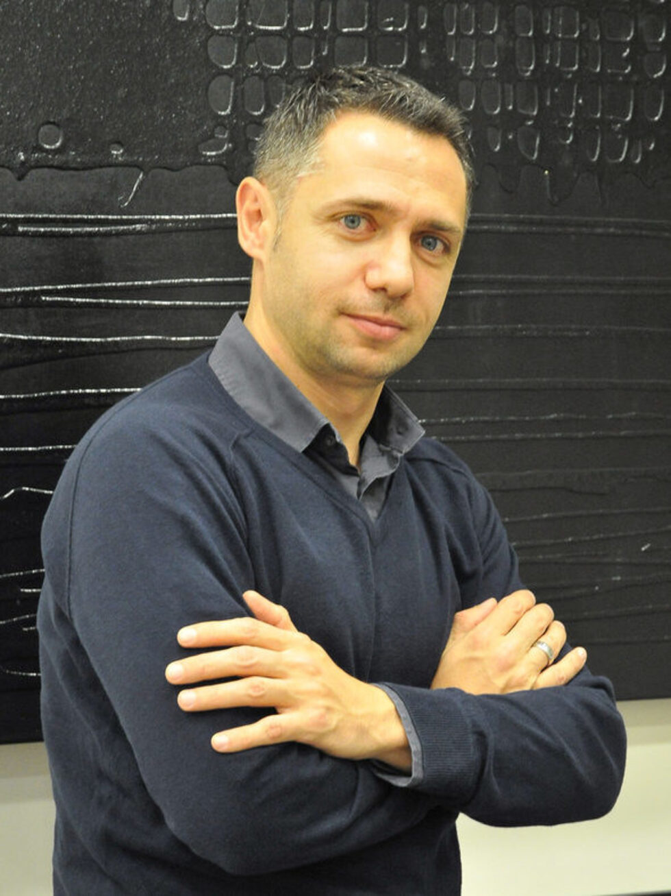 <strong>Иван Стоев, маркетинг директор, "Престиж"</strong><br /><br /><em>Панелист на <a href="http://www.economedia.bg/eventinfo.php?guid=2779198" target="_blank">Retail in Detail 2016: Connected for success</a></em><br /><br />Има маркетинг и търговски опит придобит в компании като "Кока Кола ХБК", "Глобул", "Германос", "Белла България" и "Сандоз".<br /><br />Преди да се присъедини към екипа на "Престиж", той е отговарял за маркетинга на ОТС портфолиото на фармацевтичната компания "Сандоз".<br /><br />В "Белла България" е отговарял за кулинарните брандове на компанията за България, Румъния и Гърция. <a href="http://www.regal.bg/skrita_rubrika/2016/10/07/2840035_ivan_stoev_marketing_direktor_na_prestij/" target="_blank"><strong>Вижте повече за него</strong></a><br /><br /><strong><em>Тема: </em></strong><em>Как да влияем върху все по-свързаните потребители - възможности на различните канали в маркетинг микса</em><br /><br /><strong>-------------<br /><br /><a href="http://www.economedia.bg/eventinfo.php?guid=2779198" target="_blank">Retail in Detail</a></strong> е най-значимото събитие в ритейл сектора. Над <strong>300 участника</strong> и <strong>25 лектора</strong> ще обсъждат и създават бъдещето на<strong> 25 октомври</strong> в Sofia Event center. <strong><a href="http://www.economedia.bg/eventinfo.php?guid=2779198" target="_blank">Вижте още</a></strong>