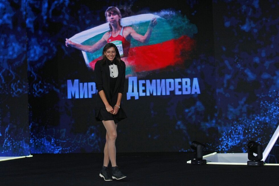 Олимпийската вицешампионка в скока на височина <a href="http://www.dnevnik.bg/sport/2016/12/20/2887432_mirela_demireva_e_nai-dobriiat_sportist_na_bulgariia/" target="_blank">Мирела Демирева беше избрана за най-добър спортист на България за 2016 г.</a>