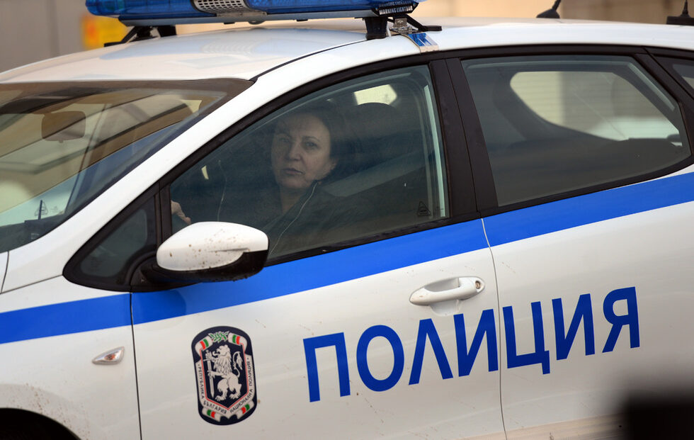 Една от важните новости в него е възможността да се назначат бивши военни и полицаи на позиция сътрудник по охрана. Вече върви обучението на 1000 души с такъв профил, който ще се използват за охрана по границите, контрол на обществения ред и борбата с битовата престъпност.