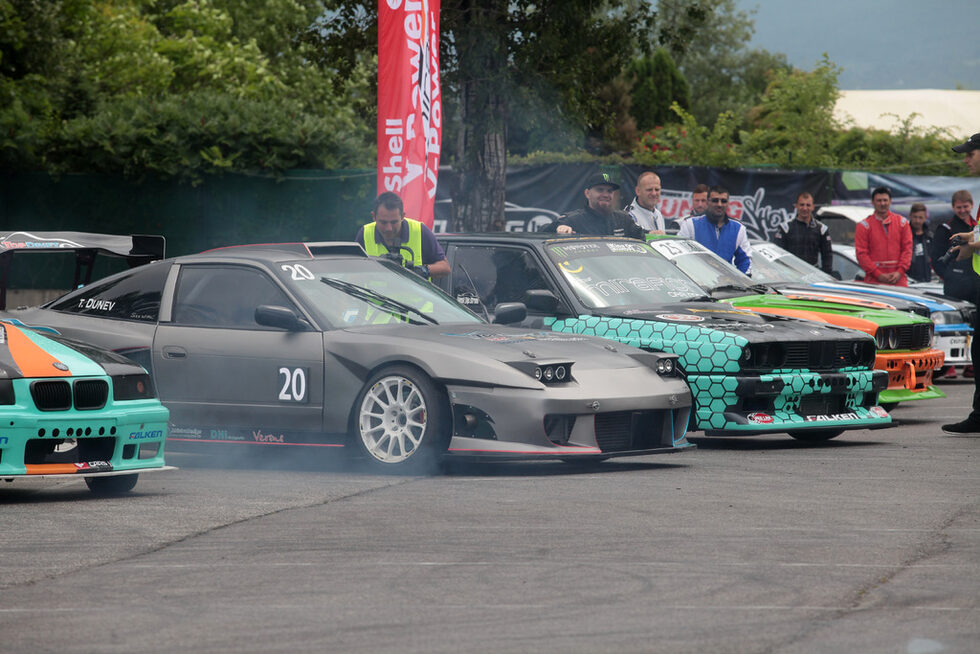 Като част от Drift Weekend 2017 се включиха и 12 млади пилоти.