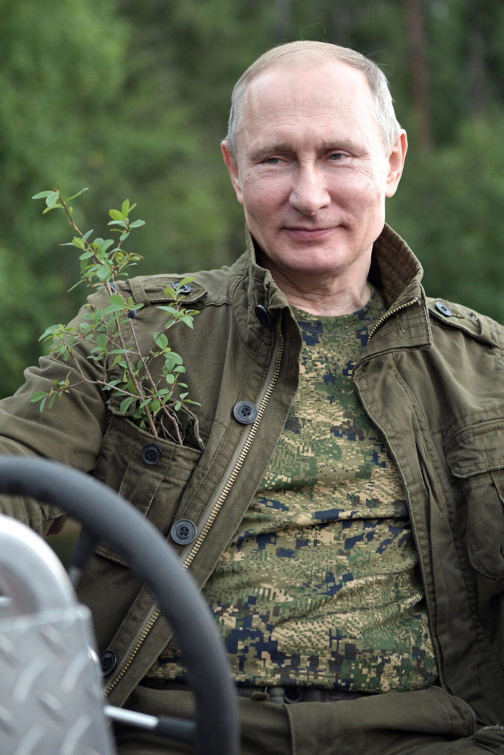 Фотогалерия: Путин броди из тайгата