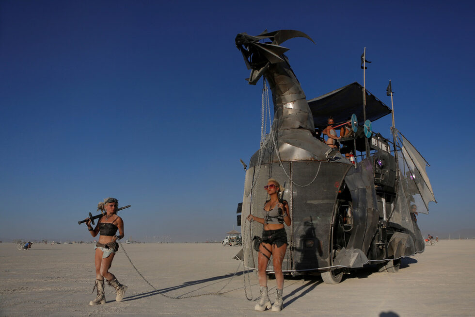 Фотогалерия: Фестивалът Burning Man за 31-и път