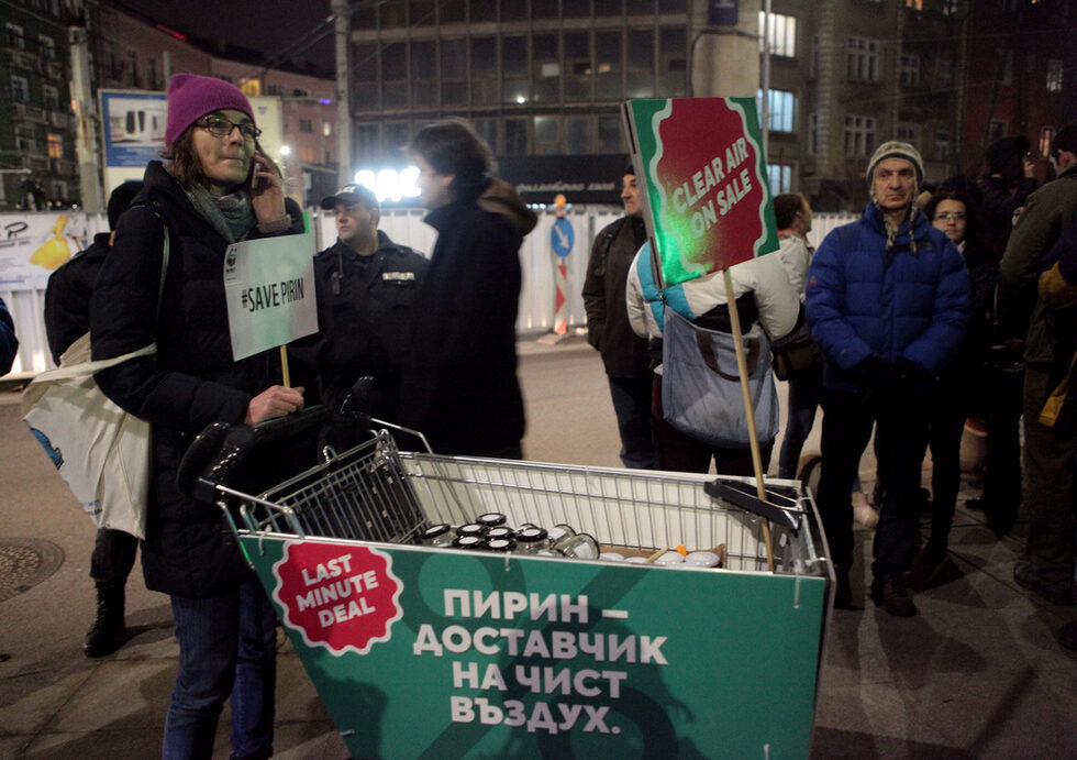 Никой не се ангажира с приблизителния брой на участниците, но оценките варираха, достигайки до 8 хил.