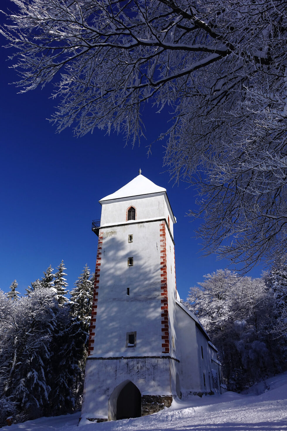 Църква на пистата (Марибор, Словения)