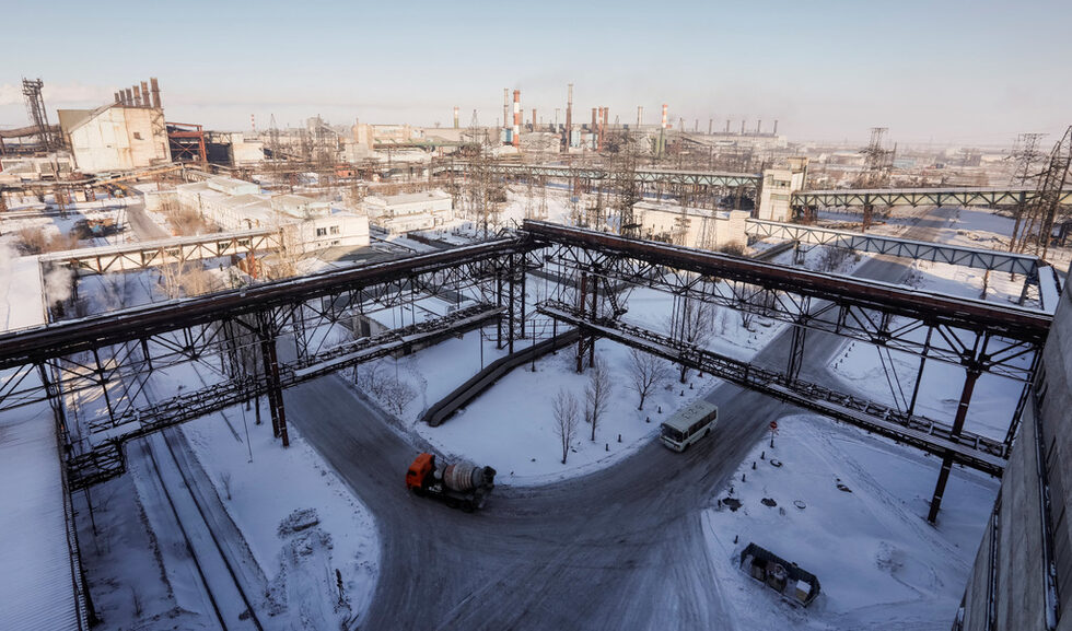 Фотогалерия: Казахстанското градче, където всеки пети работи в местната фабрика за метал