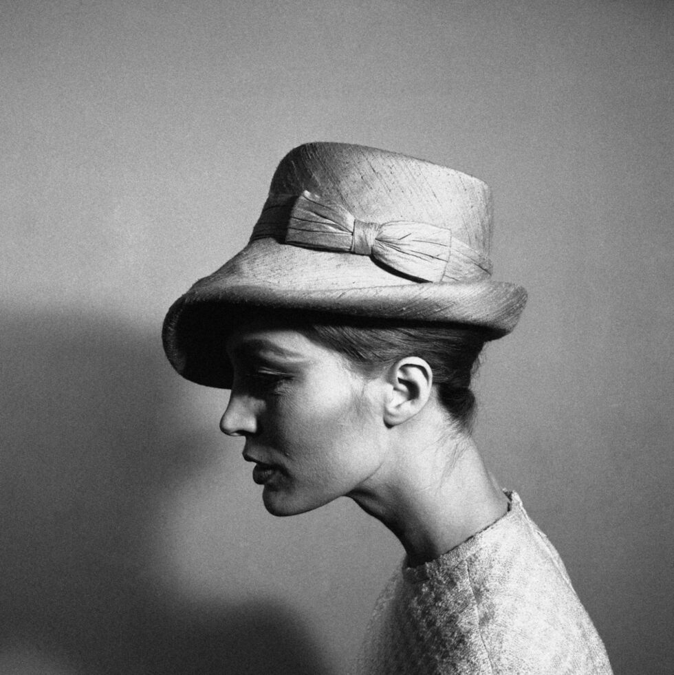 Модел на Lilly Dache, 6 януари 1965 г.