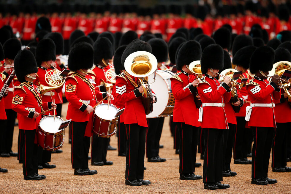 Фотогалерия: Trooping the Colour за Нейно Величество