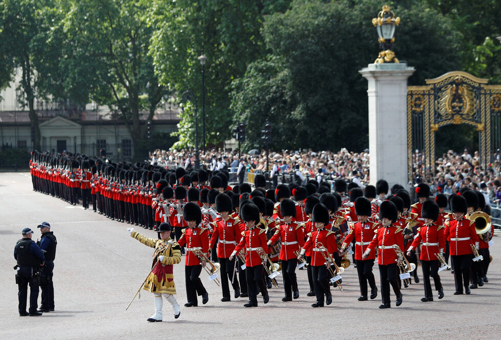 Фотогалерия: Trooping the Colour за Нейно Величество