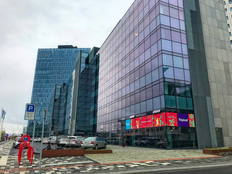 Този план се характеризира със зониране: хората трябва да живеят на едно място и да работят на друго. Идеологията по онова време приема идеята, че притежаването на автомобил е бъдещето. Всички семейства трябва да имат кола и свободата да шофират когато пожелаят и накъдето поискат. С този план се раждат първите истински предградия на града. 