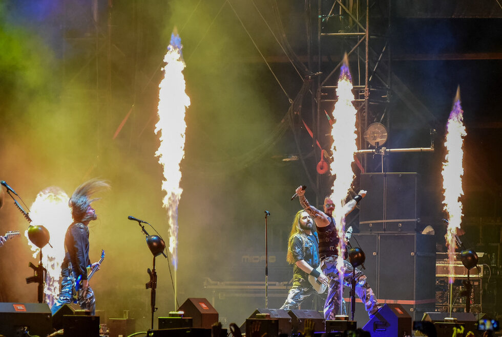 Групата основава и собствен фестивал Sabaton Open Air.