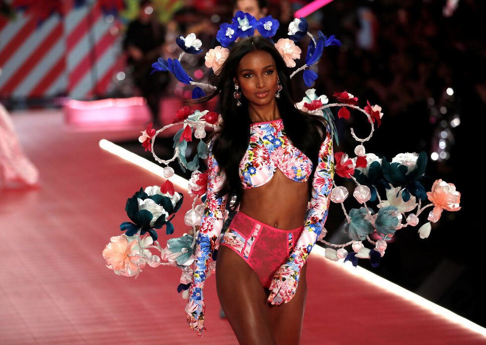 Фотогалерия: Ангелите на Victoria's Secret се събраха в Ню Йорк