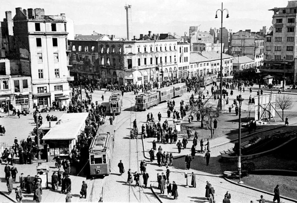 На снимката: Площад "Света неделя" (1945-1948 г.)