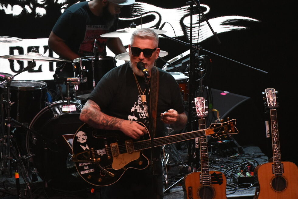 Фотогалерия: Една клубна среща с Everlast в София