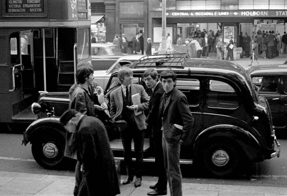 Фотогалерия: "Ролинг стоунс" в непоказвани досега кадри от 1963 г.