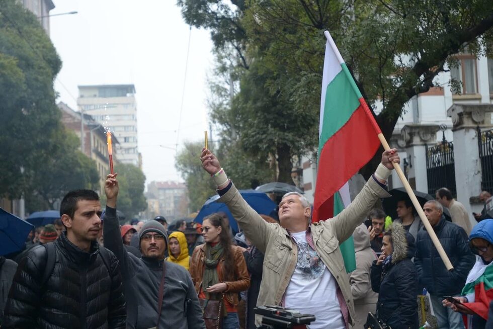 Фотогалерия: Отново полиция, протест и контрапротест заради Гешев