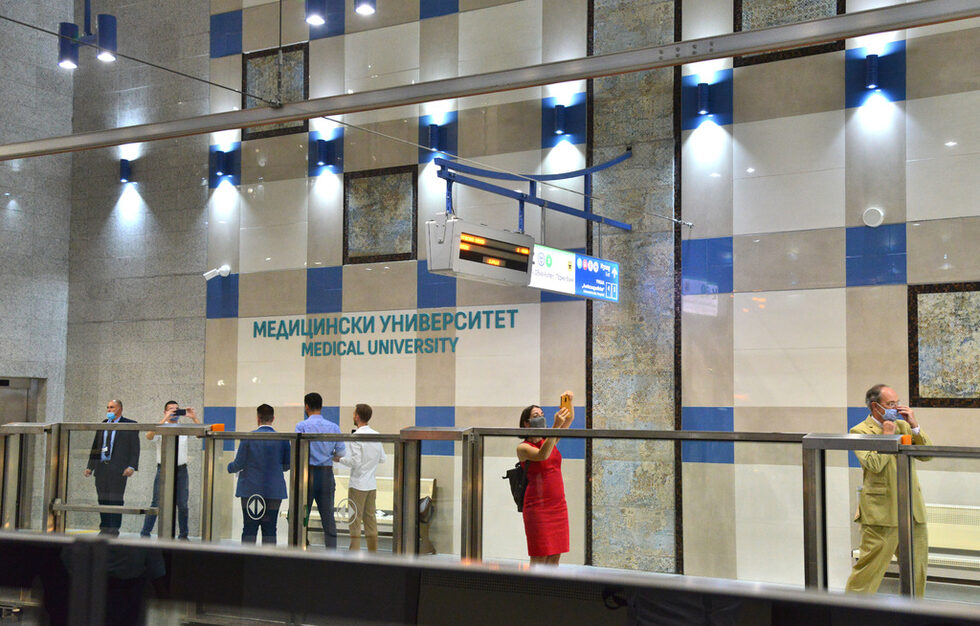 Фотогалерия: Новото метро е напълно автоматизирано