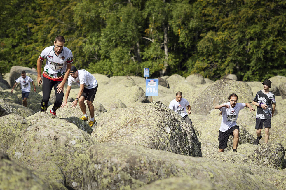 За трета поредна година Red Bull Moreni Challenge предизвика любителите на екстремните надбягвания.
