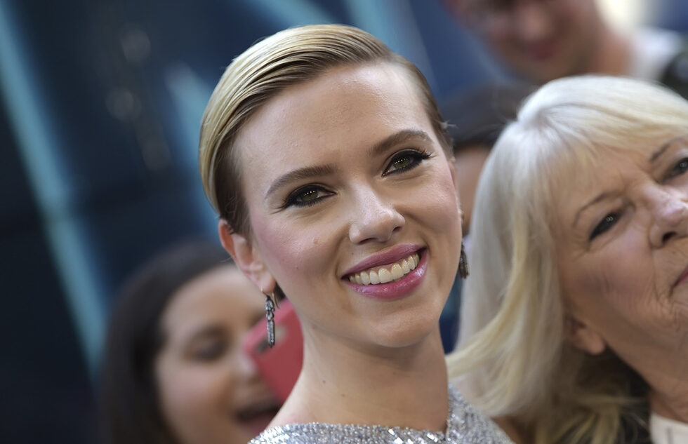 Скарлет Йохансон на премиерата на филма "Rough Night" на 12 юни 2017 година.
