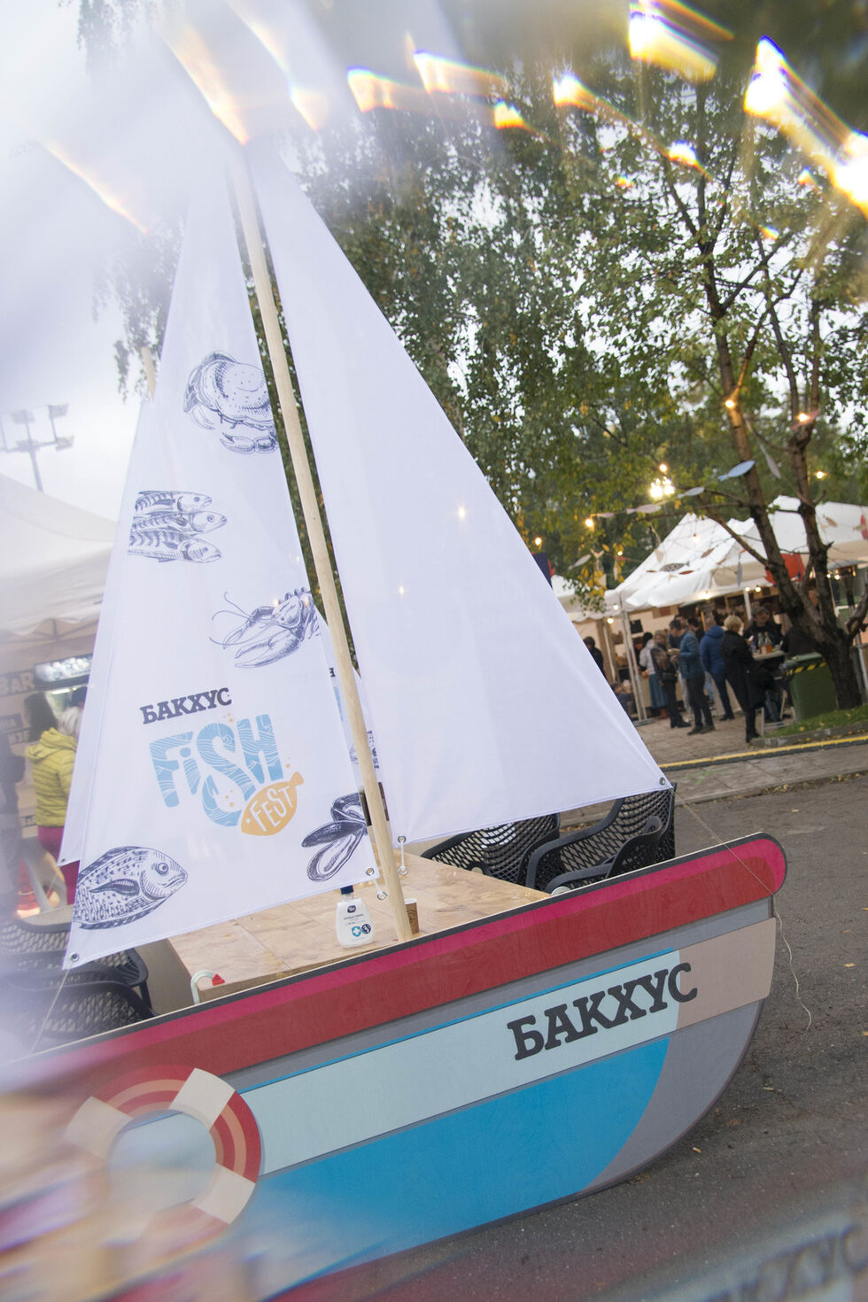 Фотогалерия: Зарибени ценители на морската храна се включиха в Бакхус Fish Fest