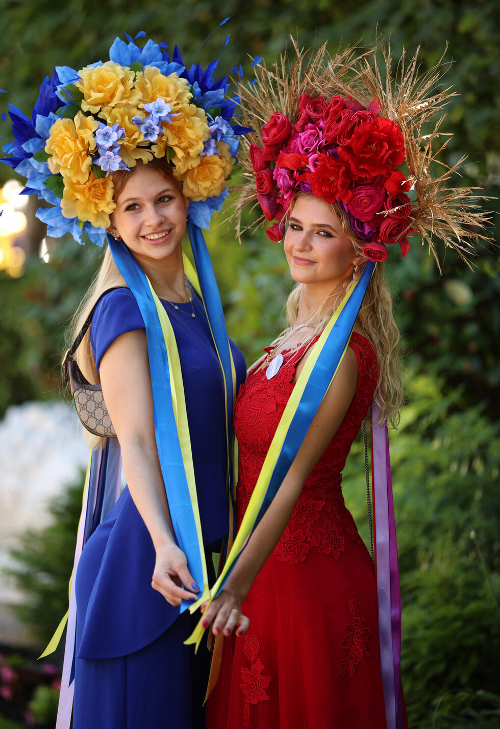 Фотогалерия: Кралски особи, състезания и шапки на британския фестивал Royal Ascot