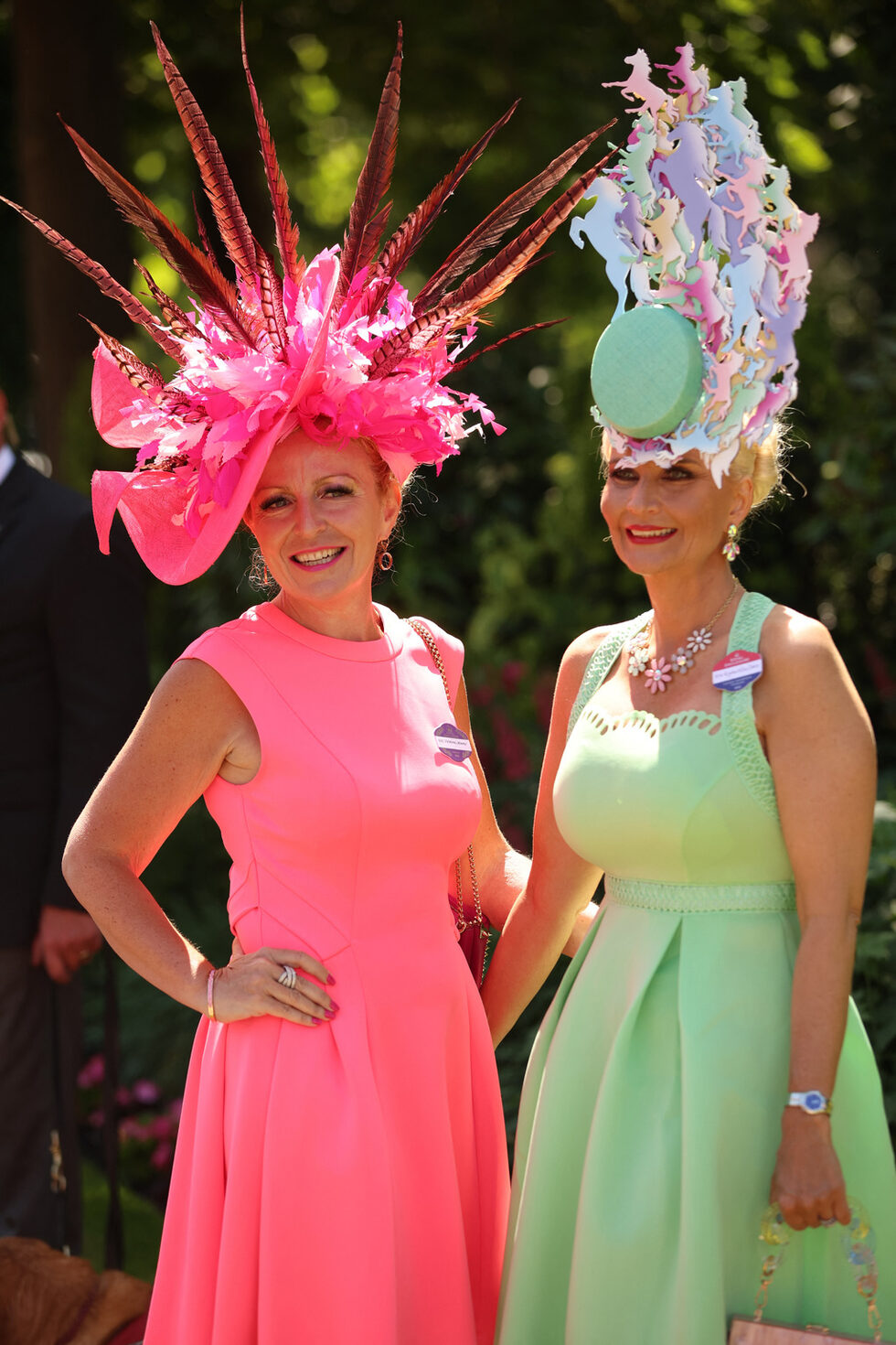 Фотогалерия: Кралски особи, състезания и шапки на британския фестивал Royal Ascot