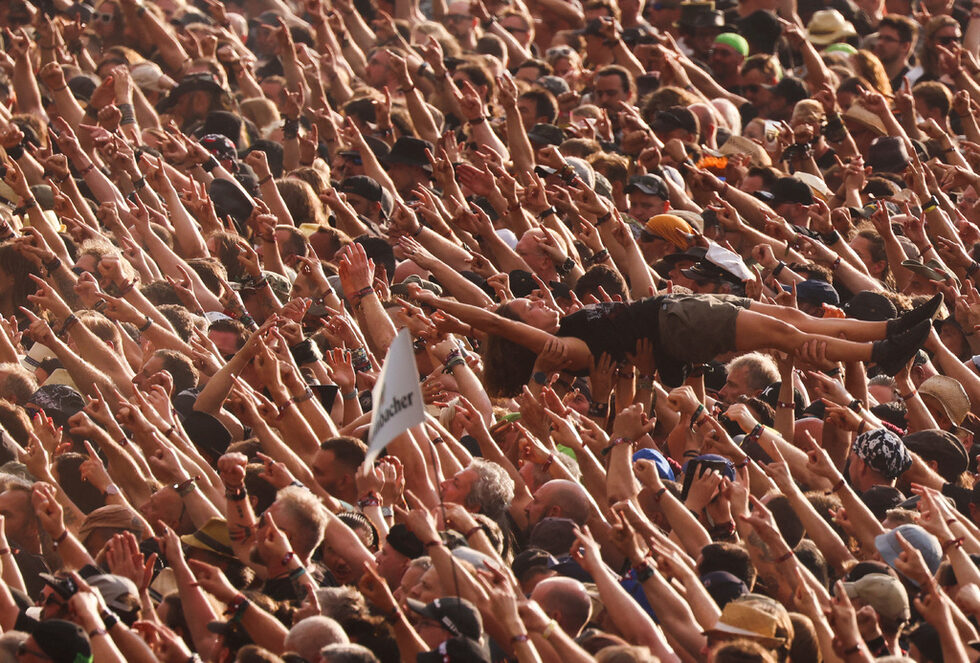 Момент от хеви метъл фестивала Wacken Open Air 2022 във Вакен, Германия.