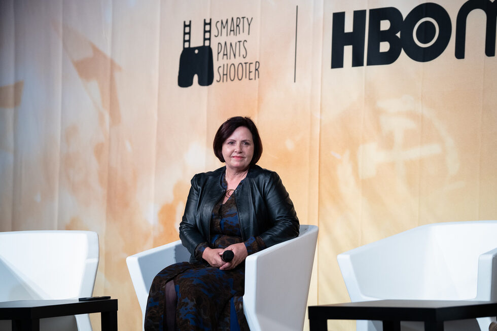 Изпълнителни продуценти от страна на HBO Max са Ханка Кастелицова и Тереза Кейлова. Монтажът на филма е дело на Стоян Велинов. Звукорежисьор е Иван Андреев за SONUS Studio. Сценаристи са Мариана Събева, Николай Стефанов и Ралица Големанова. Постпродукция – Концепт студио. Филмът ще бъде наличен на всички територии на HBO в Европа (над 20), а дистрибутор за останалите територии е Lightdox.<br /><br /><em>На снимката: Ханка Кастелицова - директор документални филми на HBO Max за Централна и Източна Европа. </em>
