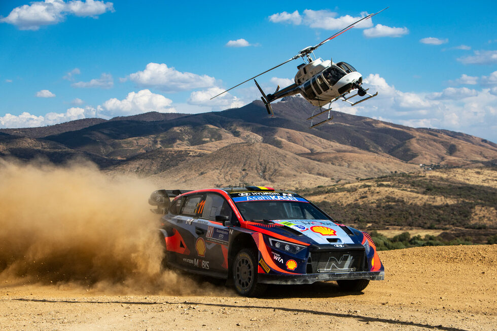 Макадамът в Мексико е една от най-тежките настилки през сезона във WRC