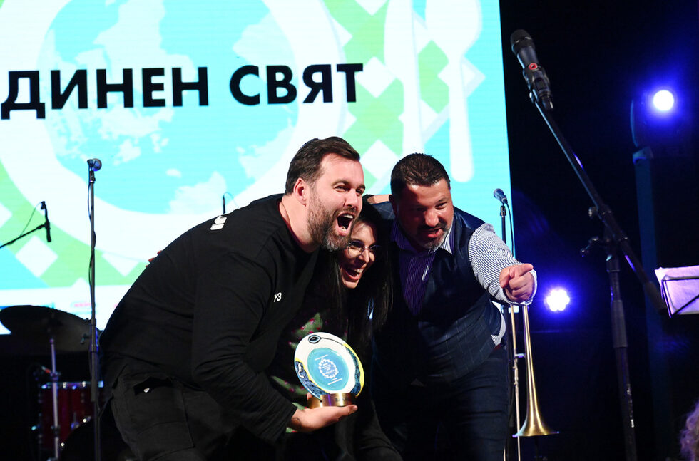 Големият победител е софийският Niko'las 0/360, като за шеф Цветомир Николов и неговия екип това е втори път, в който те печелят най-важния приз в ресторантьорския бранш у нас (първият бе за 2017 г.).<br />