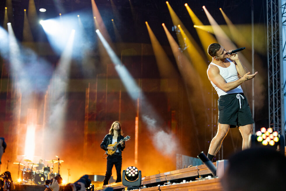 Фотогалерия: Над 40 хил. души пяха заедно с Imagine Dragons в София