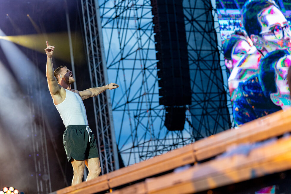 Фотогалерия: Над 40 хил. души пяха заедно с Imagine Dragons в София