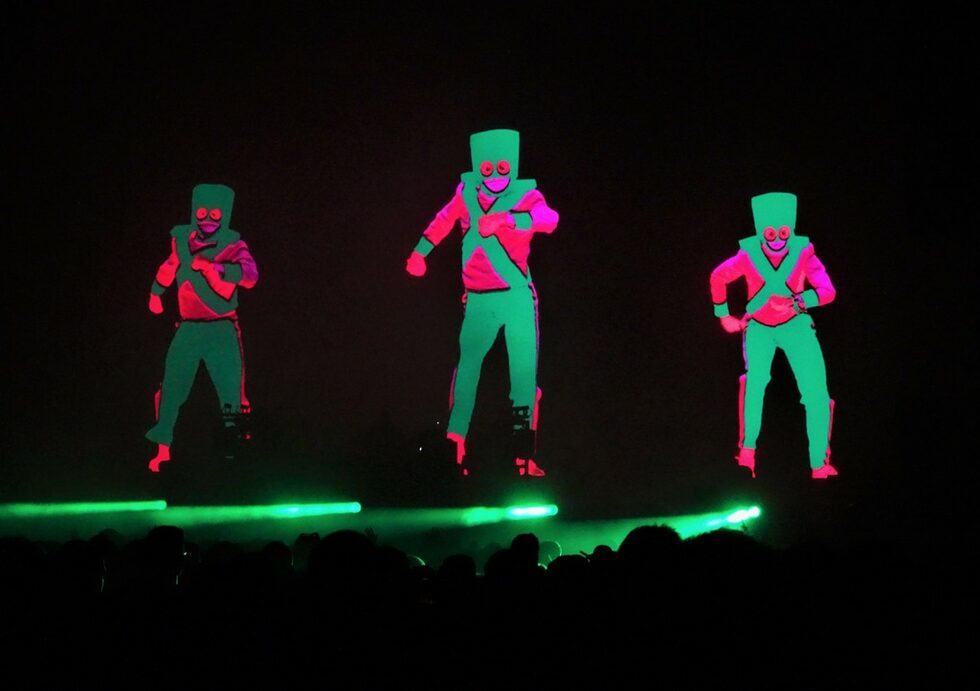 Британското дуо The Chemical Brothers изнесе концерт в столичната зала "Арена София" в последния ден на август.
