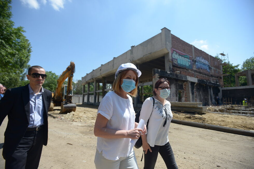 Проверка на реконструкцията на бившата сграда на топлоцентралата зад НДК и изграждането на Център за изкуство на 26.06.2020 г.