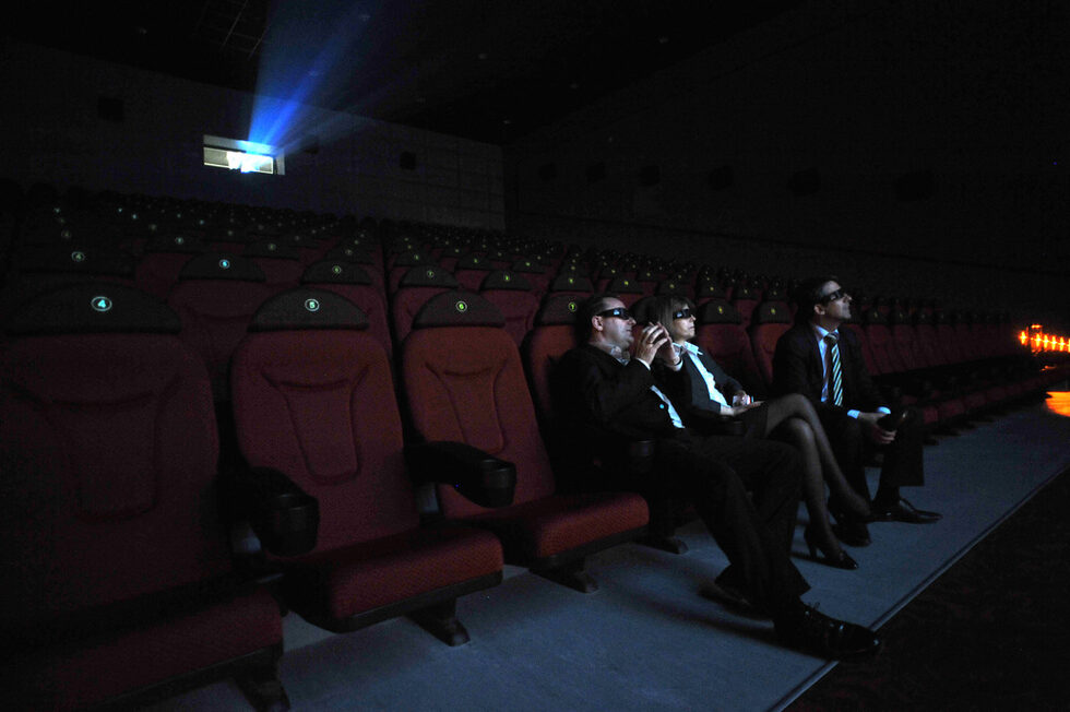 Кадър от откриванетона на The Mall - Йорданка Фандъкова в киносалона - 21.04.2010 г.