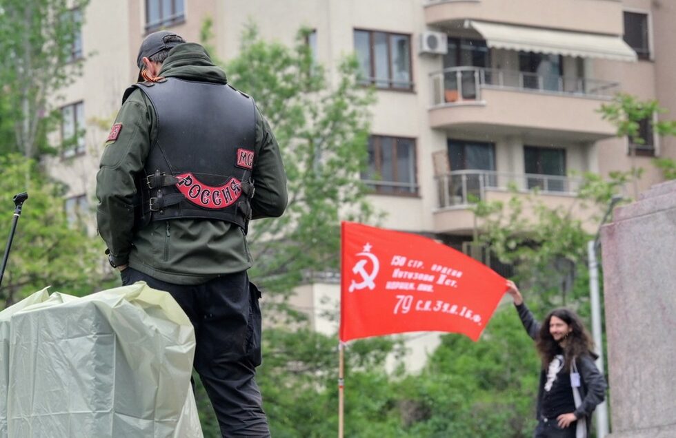 Фотогалерия: 9 май в София - повече "Ден на победата", отколкото "Ден на Европа"