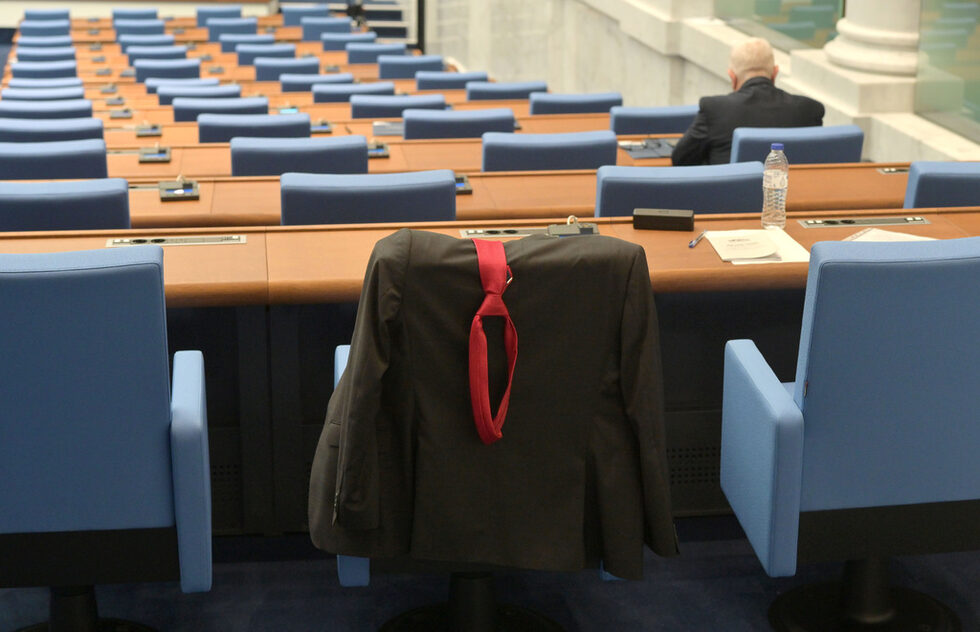 Началото на работния ден в парламента.
