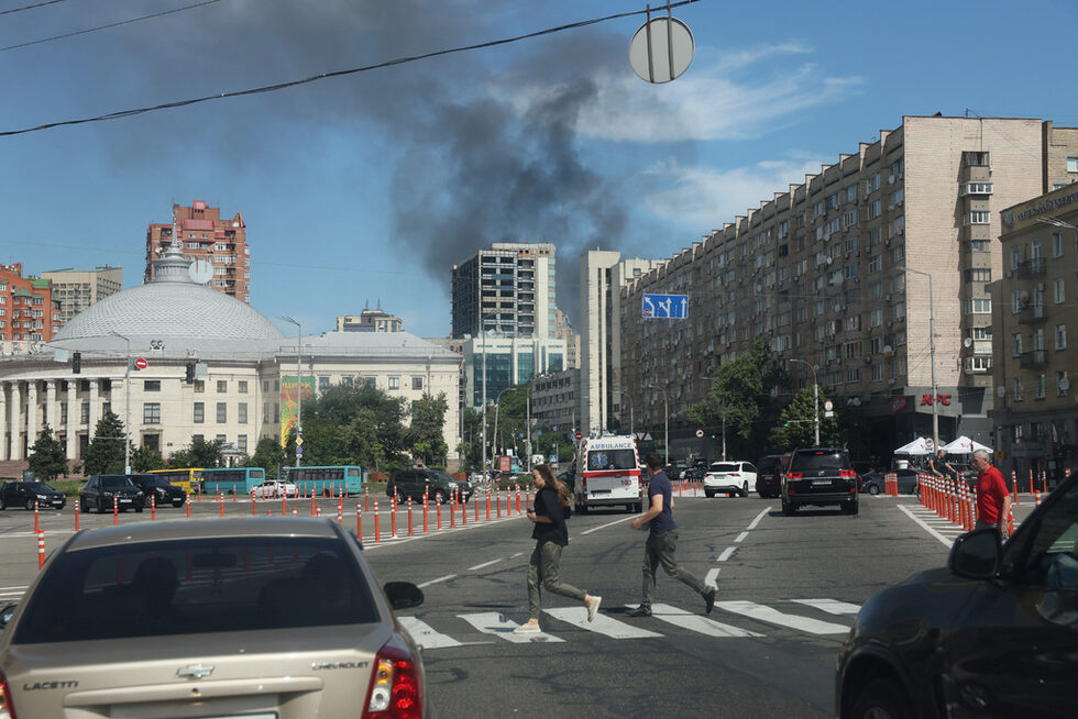 Фотогалерия: Най-голямата детска болница на Украйна е ударена в ракетна атака