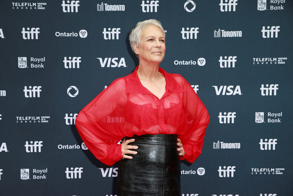 Джейми Лий Къртис си партнира с Памела Андерсън в The Last Showgirl.