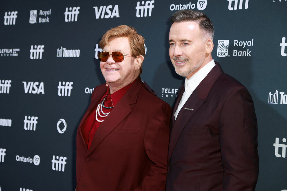 Елтън Джон и Дейвид Фърниш представиха в Торонто документалния филм Elton John: Never Too Late.
