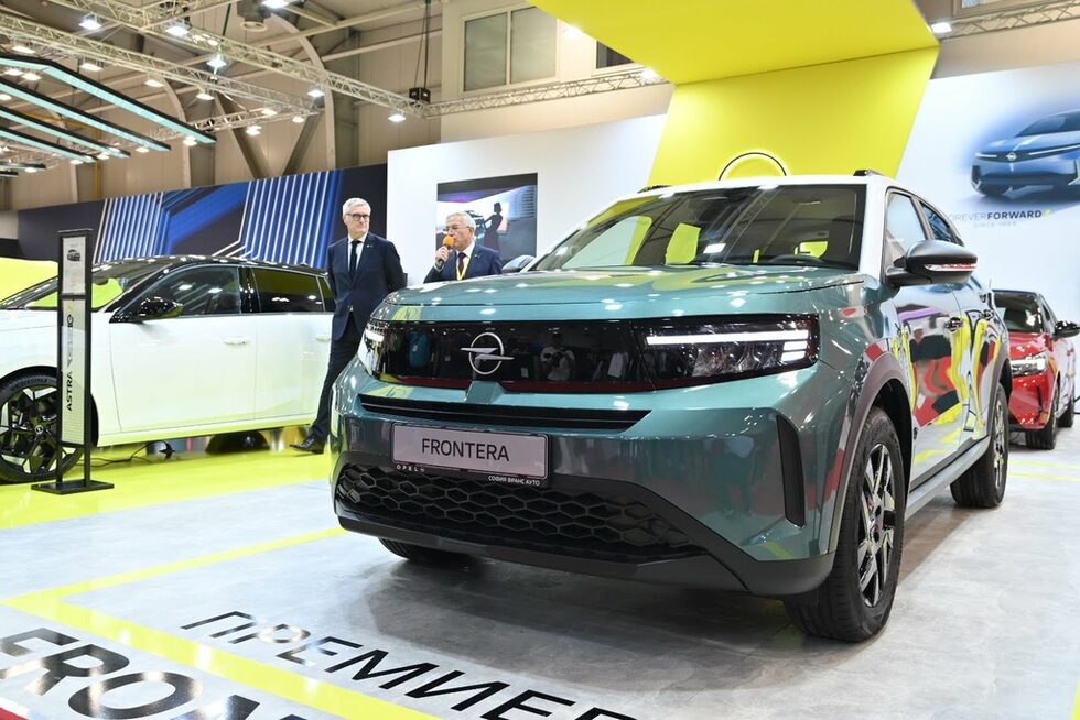 Opel Frontera e друг възроден модел от миналото.