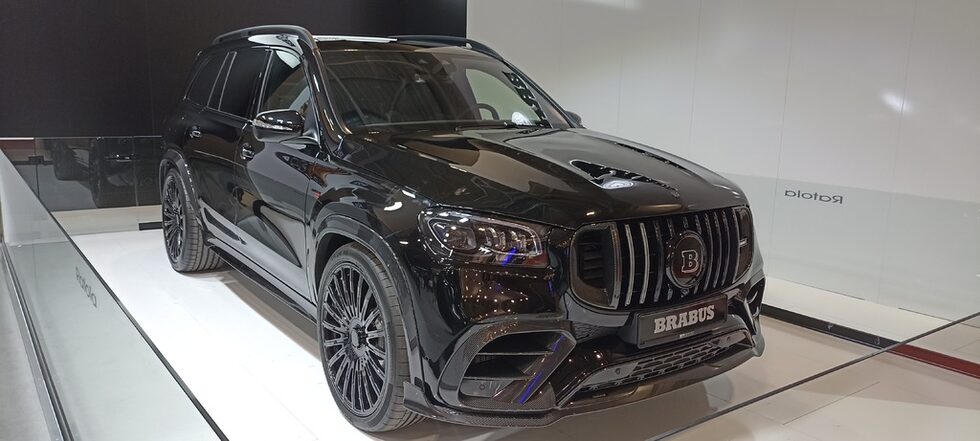 Brabus 800 e сериозно тунингован Mercedes GLS.