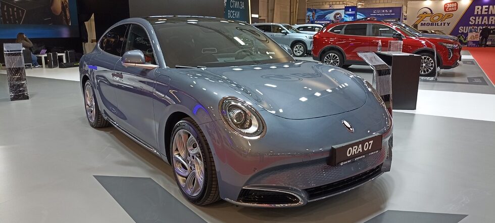 Ora 07 е китайска електрическа лимузина на концерна Great Wall Motors, който вече ще се представя под бранда GWM.