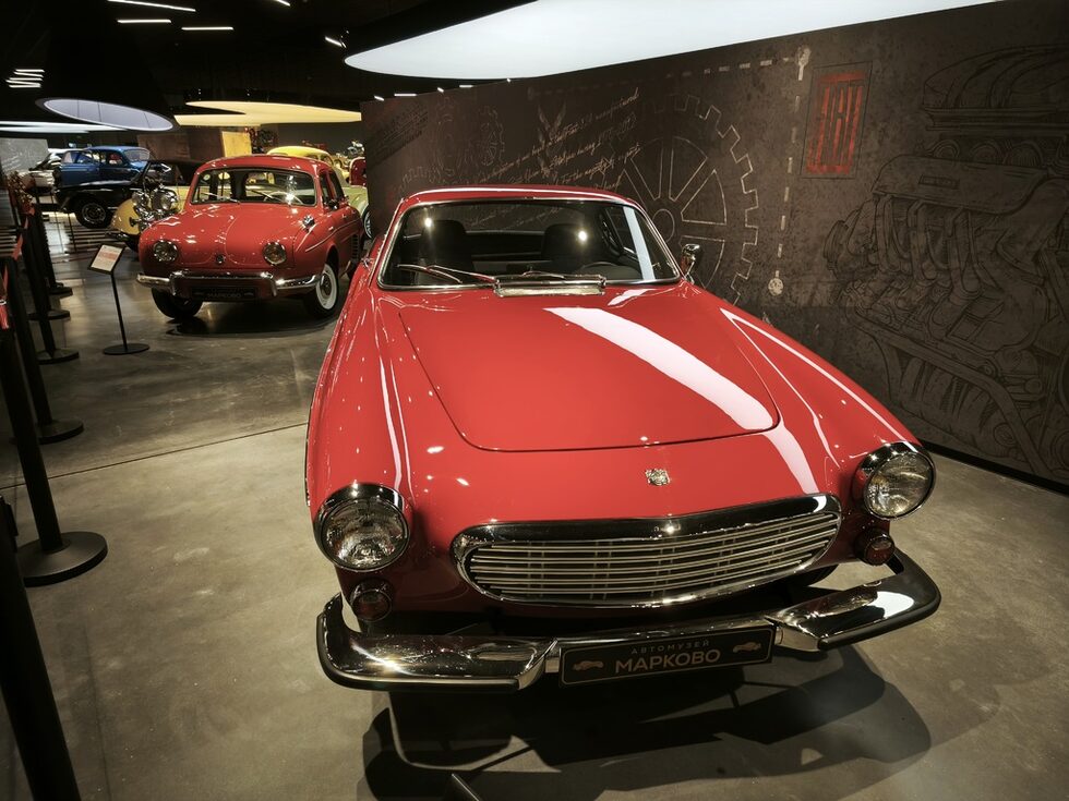 Volvo P1800 от 1973 година.