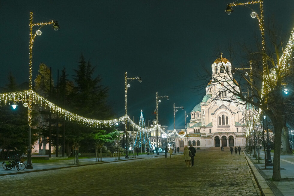 Фотогалерия: Коледната украса на София